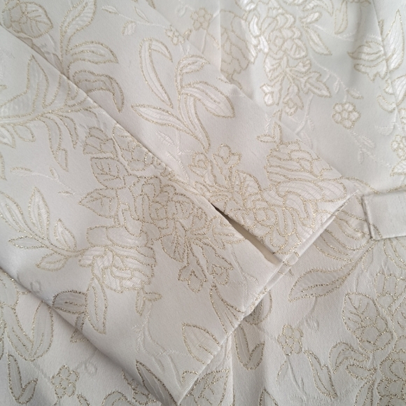 Covington Cream & Gold Embossed Blazer - Size 14 Petite NWT - Picture 8 of 11